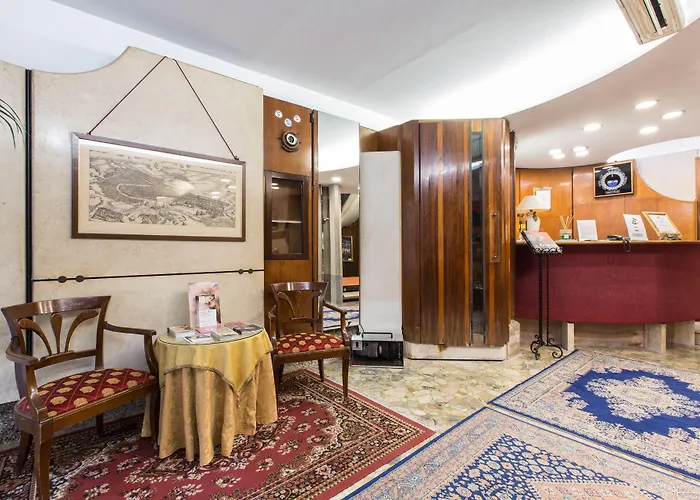 酒店 泰利罗莎大使酒店