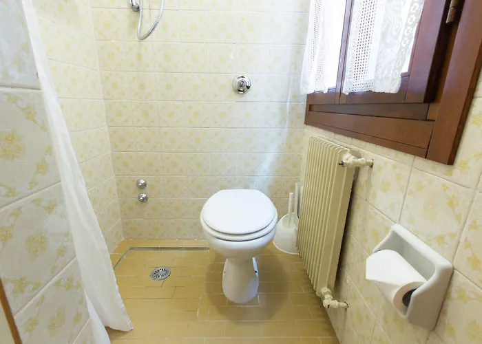 酒店 泰利罗莎大使酒店