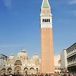 Hotel Ambassador Tre Rose