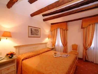 Ambassador Tre Rose 3*