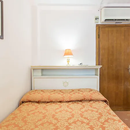 アンバサダー トレ ローゼ ホテル ヴェネツィア