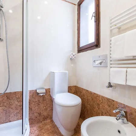 アンバサダー トレ ローゼ ホテル ヴェネツィア