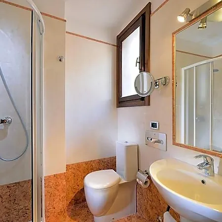 Ambassador Tre Rose 3* Venedig