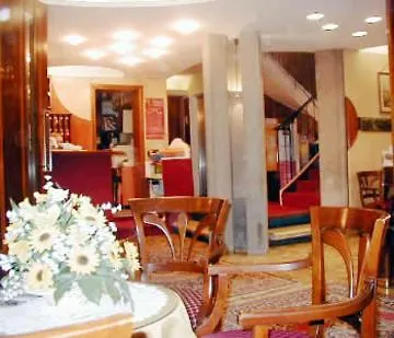 アンバサダー トレ ローゼ ホテル ヴェネツィア