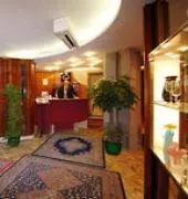 Ambassador Tre Rose Hotel