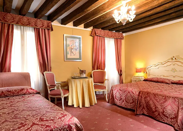 Ambassador Tre Rose Hotel 3*