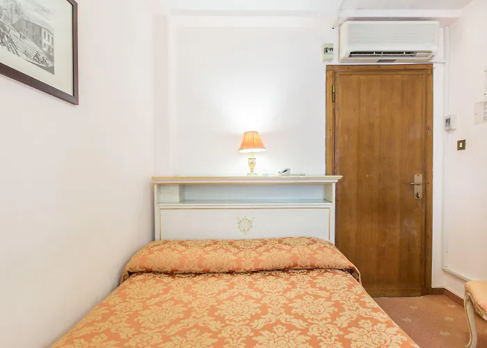 Ambassador Tre Rose Hotel Venice