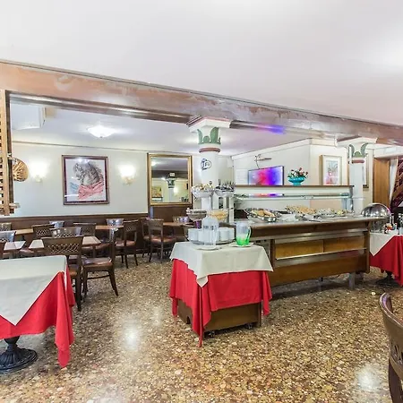 Hotell Ambassador Tre Rose Venedig